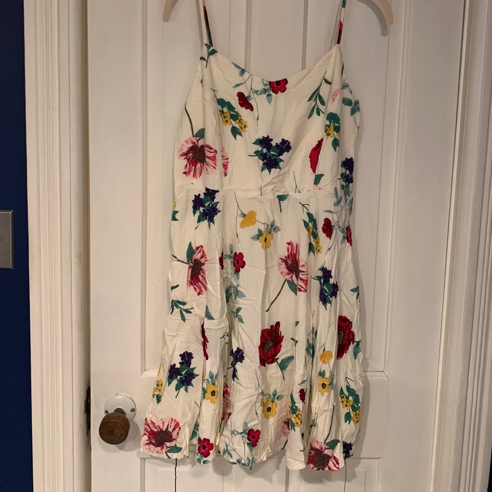 Old Navy Floral Dress Size L NWT